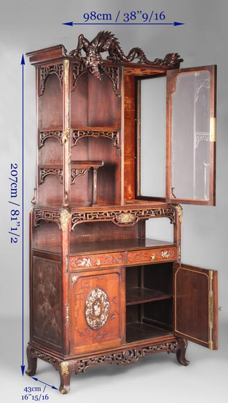Display cabinet inspired by the Far East-20