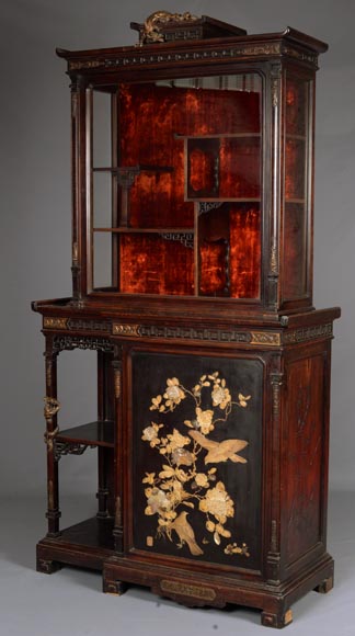Gabriel Viardot (attributed to) - Japanese style presentation cabinet with a laquer and mother-of-pearl decor-1