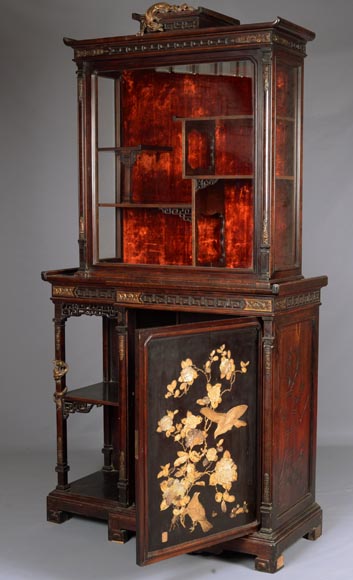 Gabriel Viardot (attributed to) - Japanese style presentation cabinet with a laquer and mother-of-pearl decor-2