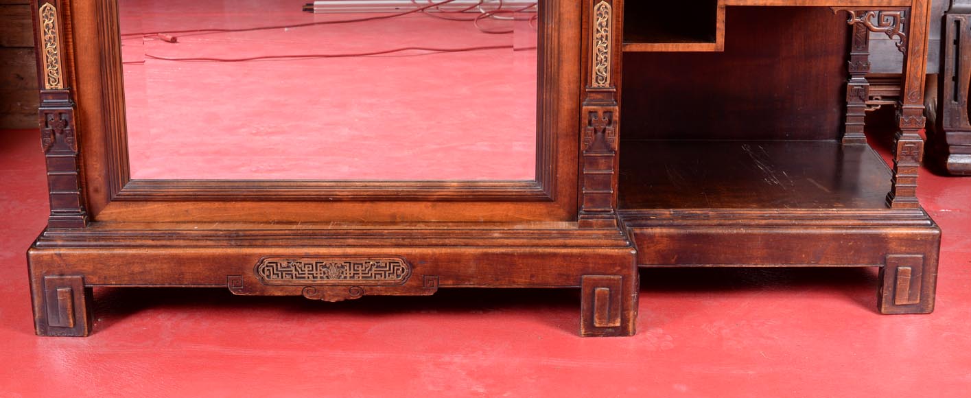 Gabriel VIARDOT (attributed to) - Asymmetrical cabinet with rich engraved and sculpted decoration of extreme oriental inspiration-12