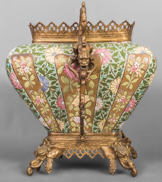 Ignac FISCHER - Chinese style jardiniere, in earthenware and gilded bronze-2