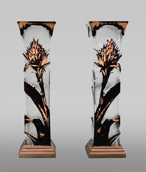BACCARAT, Pair of vases with thistles, circa 1890-0