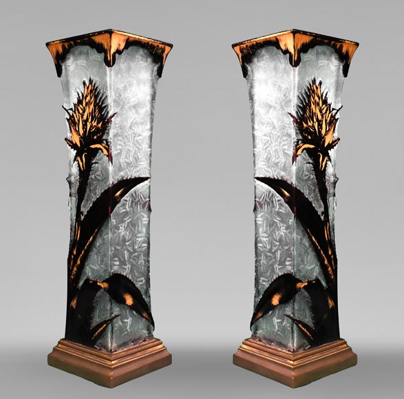 BACCARAT, Pair of vases with thistles, circa 1890-1