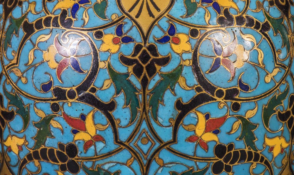 Beautiful pair of Orientalist style vases in cloisonné enamels after a model by Edouard Lièvre-5