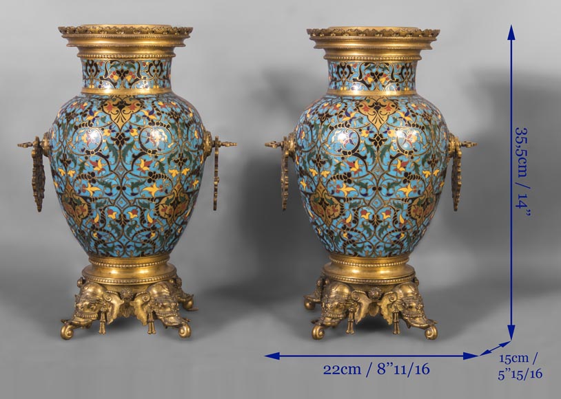 Beautiful pair of Orientalist style vases in cloisonné enamels after a model by Edouard Lièvre-9