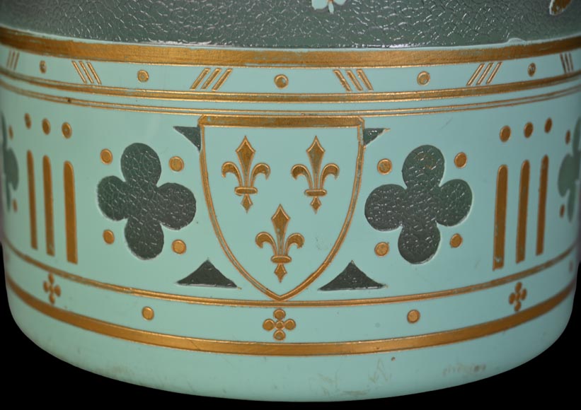Baccarat Crystal (after), large cylindrical vase in green and white double-layered glass decorated with fleur-de-lis horsemen-2