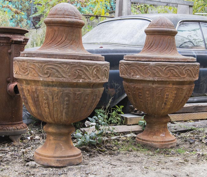A pair of Louis XVI period vases made out of cast iron-2