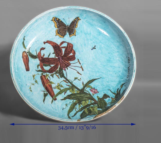 Théodore DECK (ceramist) and Anthony Ludovic REGNIER (painter) - Ceramic dish glazed with striped lily and butterfly on a blue background-8