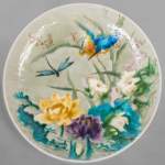 Théodore DECK (1823-1891) - Glazed earthenware dish decorated with a flying dragonfly and a kingfisher