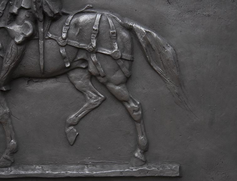 Cast iron fireback from the 20th century, with the effigy of King Charles VII-4