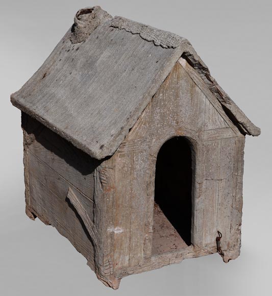 Beautiful cement doghouse in Rocaille style-0