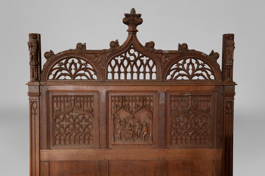 Neo-Gothic style bedroom furniture set in carved oak wood - Bedroom, Bed