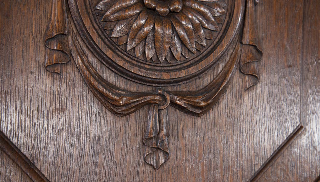 Simple door in carved oak in the Napoleon III style-2