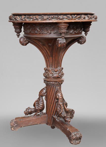 Small Neo-Gothic stand in oak with a rich sculpted decor-0