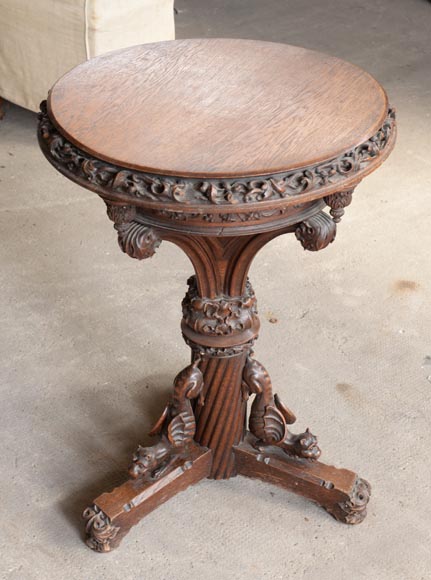 Small Neo-Gothic stand in oak with a rich sculpted decor-1