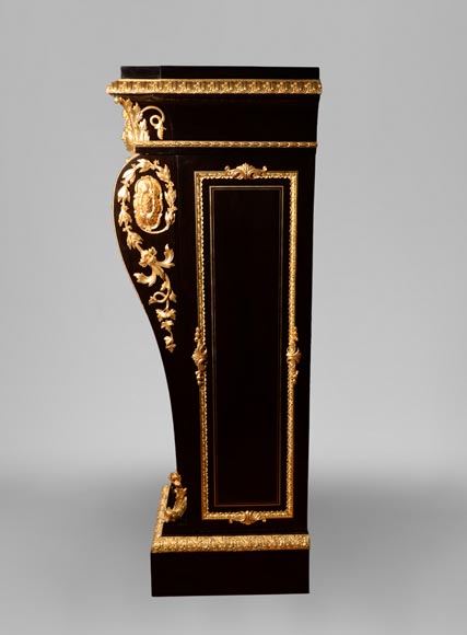 Alexandre BELLANGÉ - Important cupboard, ebony veneer and gilded bronze, coming from the Chateau of Dampierre-17