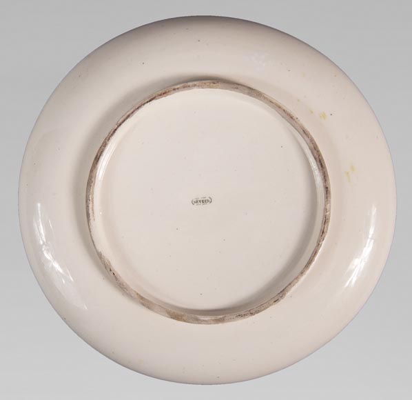 MANUFACTURE DE SÈVRES - WALTER Glazed ceramic plate decorated with flowers on a gold background-4