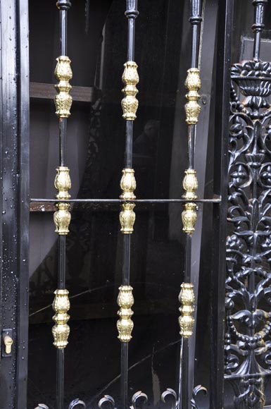 Set of six modern cast iron doors in the style of 18th century gates-7