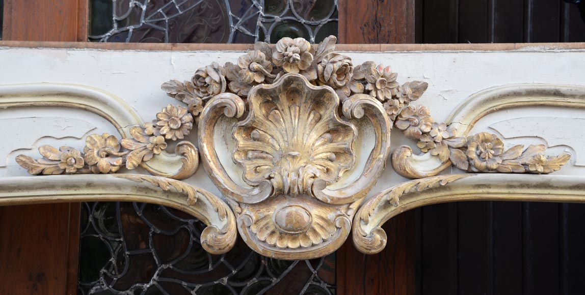 Wooden alcove with two doors and an arcade in carved and gilded wood, Louis XV style-1