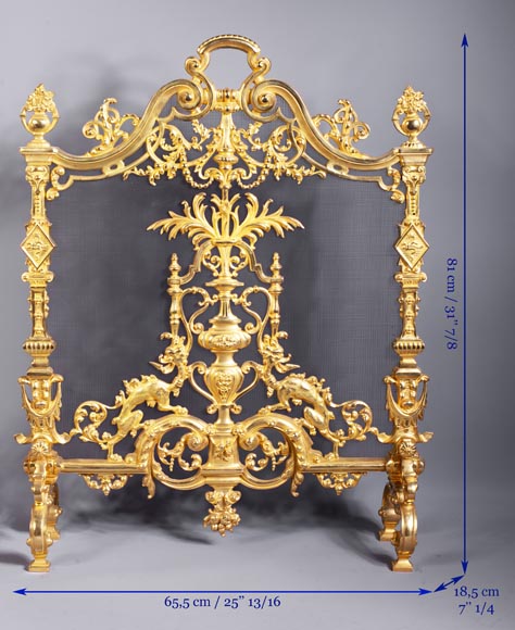 Antique Neo-Renaissance style fire screen in gilt bronze with chimera decoration-10