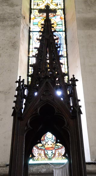 Large church altar and in Neo-Gothic style, made of oak-1