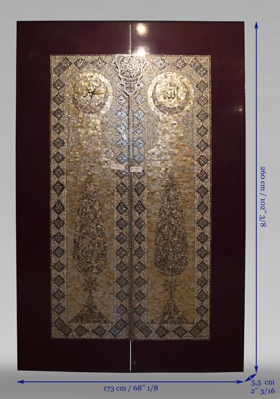 Pair of lacquered sliding double doors with orientalist mother-of-pearl decor-15