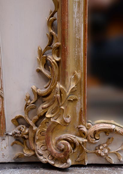 Very rich Louis XV style overmantel in wood and gilt stucco-7