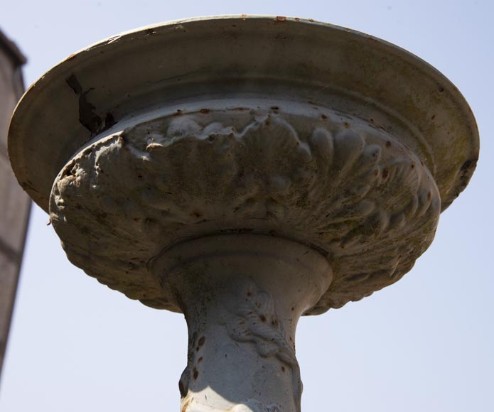 Antique cast iron town fountain with oak leaf decoration-8