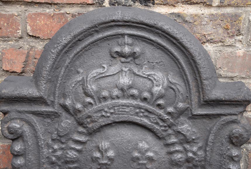 Louis XV period fireback with the coat of arms of France-1