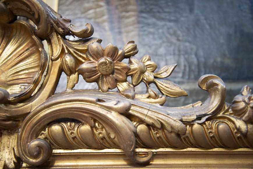 Antique gilded Louis XVI style trumeau decorated with a beautiful shell-2