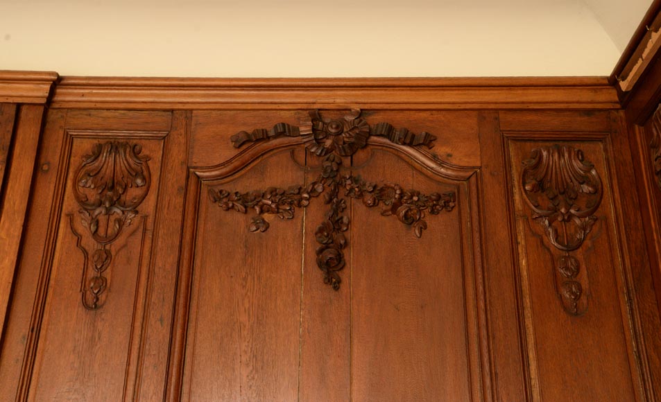 Carved oak woodwork transition style, end of the 19th century-9