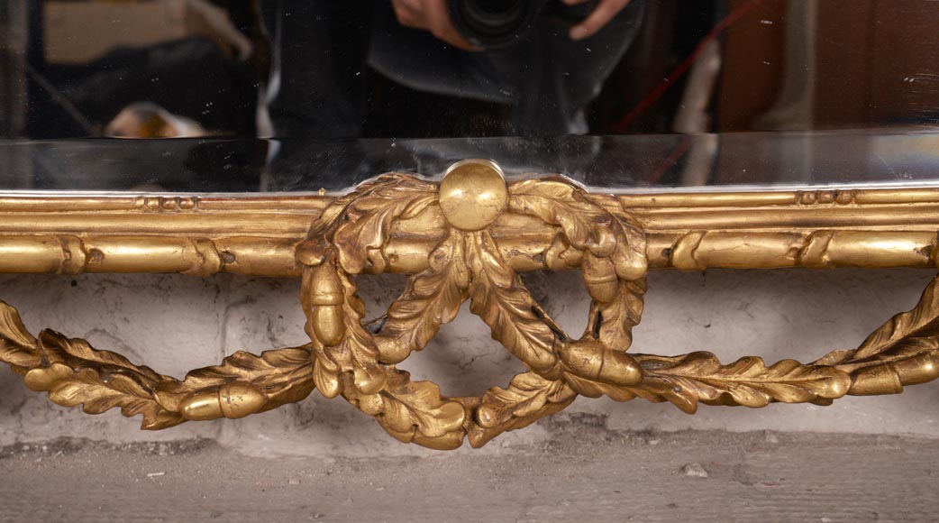 Antique Napoleon III style gilded wood trumeau carved with a profile decoration in a medallion-8