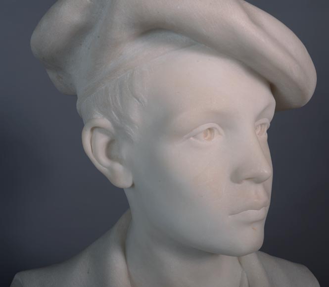 Ettore XIMENES (1855-1926) (attr. to), « Boy with a beret », Carrara marble bust, Second half of the 19th century-6