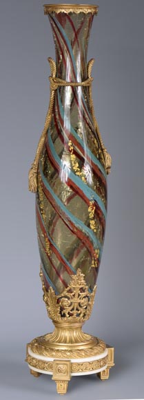 Ernest LEVEILLE - Exceptional cracked glass vase with polychrome and gilt insert decor on a gilt bronze mount, circa1890-4