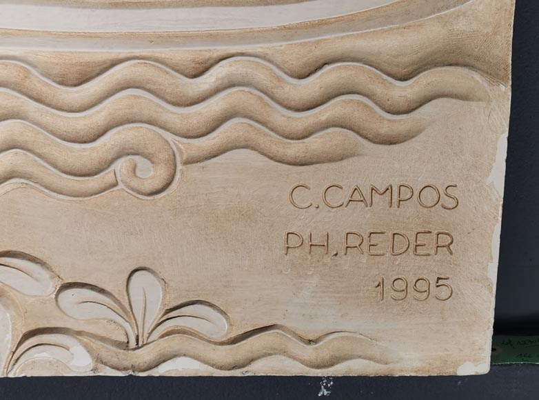 In the style of Armand Albert Rateau (1882-1938) Set including a bathtub and a plaster bas-relief, end of the 20th century. -10