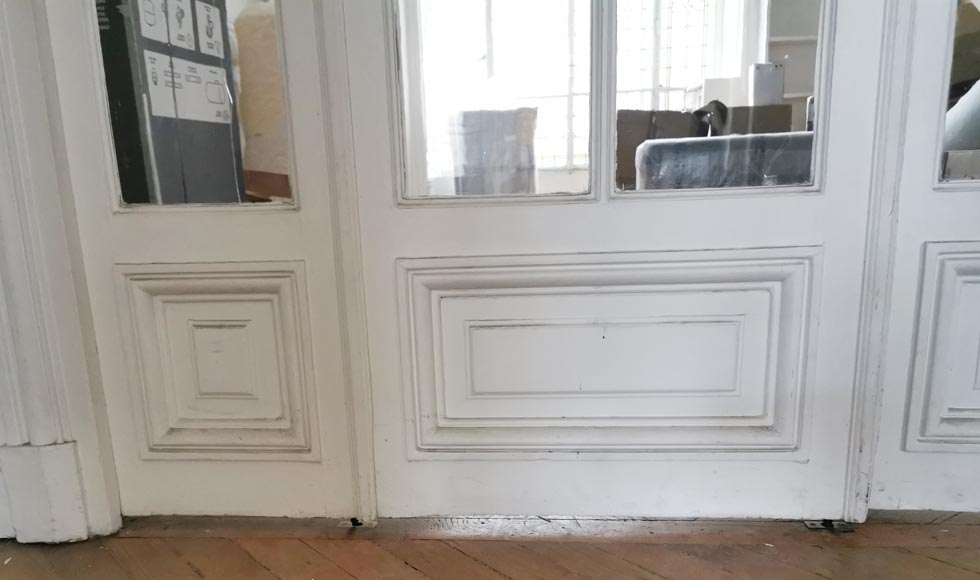 Large quadruple door with panes-4