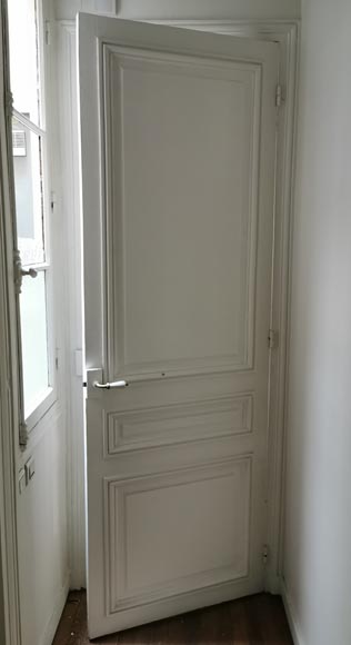 Simple door with mirrors-4
