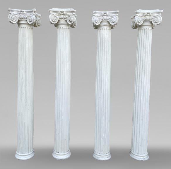 Four Ionic-style columns in plaster-0
