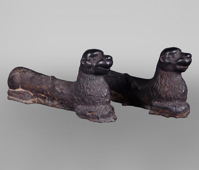 Rare pair of cast iron andirons shaped as a laying dog, Wallonia, 16th century-0