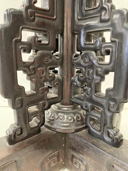 Japanese stand made of blackened wood, late 19th century