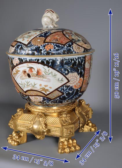 Imari porcelain covered pot on a Napoleon III gilt bronze mount, 19th century-12