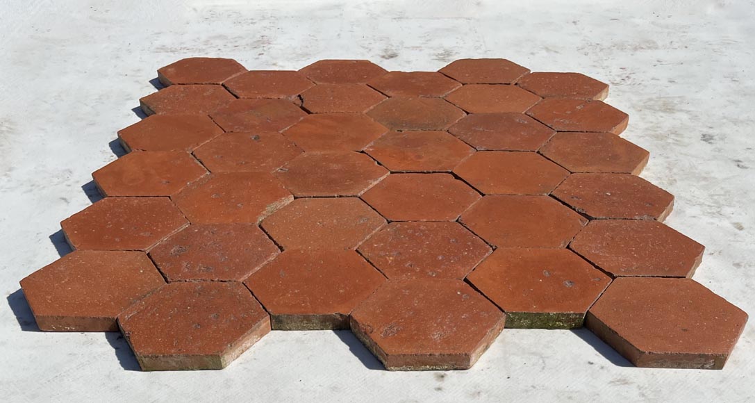 Batch of 8 m² of antique hexagonal terracotta tiles, 19th century-1