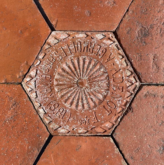 Batch of 8 m² of antique hexagonal terracotta tiles, 19th century-2