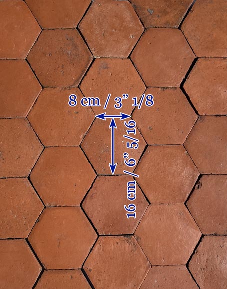 Lot of around 10.5 m² of antique hexagonal terracotta tiles, 19th century-5