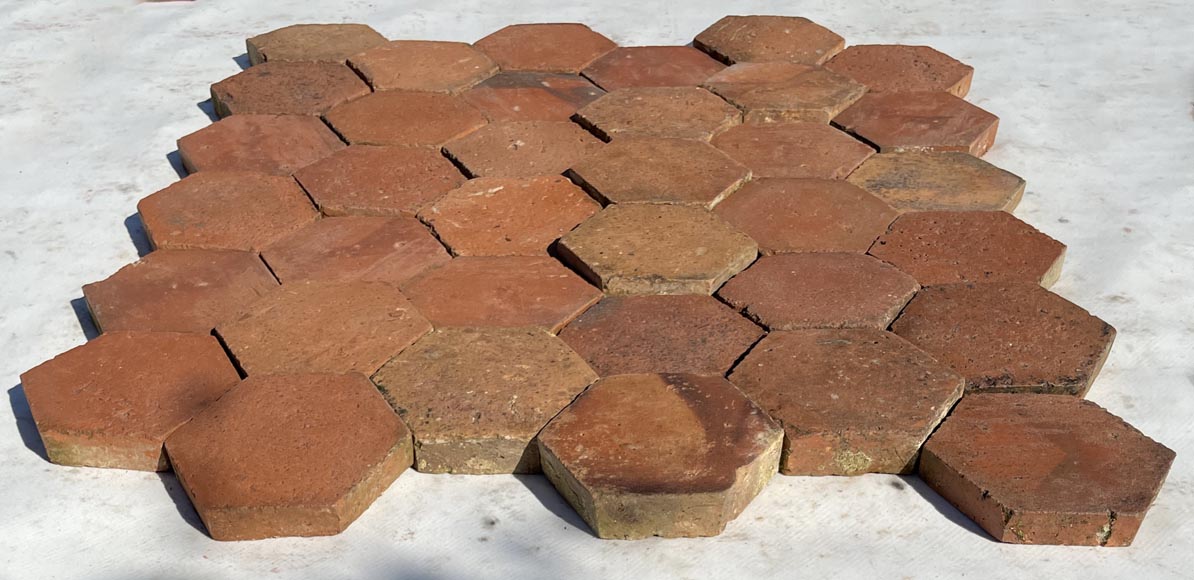 Batch of 9 m² of antique hexagonal terracotta tiles, 19th century-1