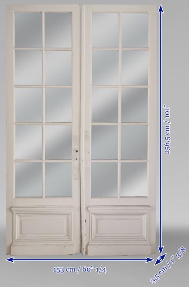 Double door in wood with square glasses-5
