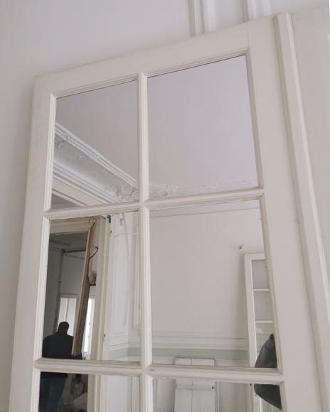 Double door in wood with square mirrors-2
