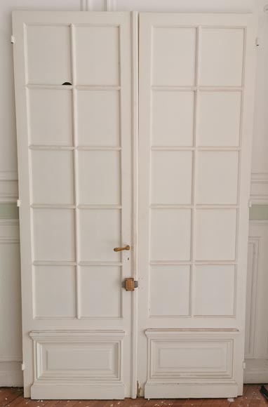 Double door in wood with square mirrors-5