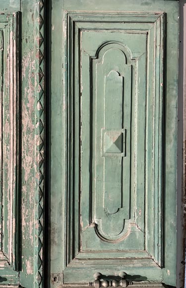  Large double door in wood painted in green and pediment, 20th century-3
