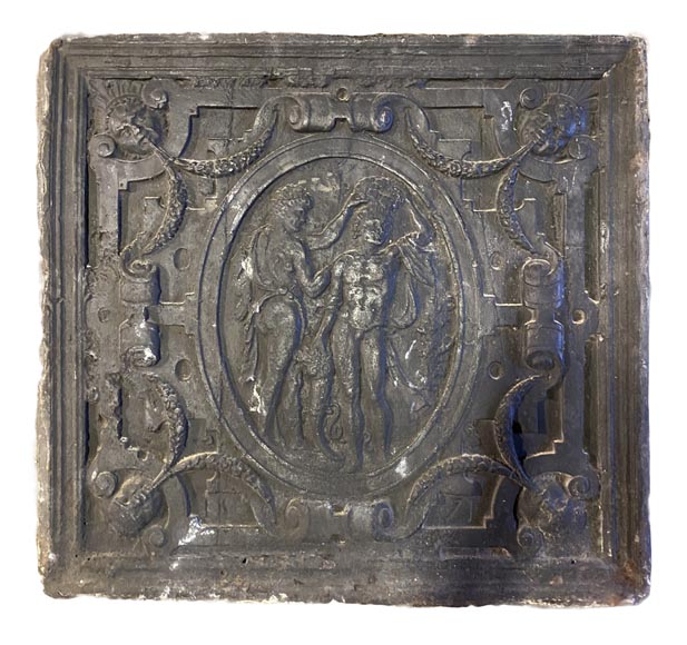 Cast iron fireback from the Renaissance period adorned with a medallion-0